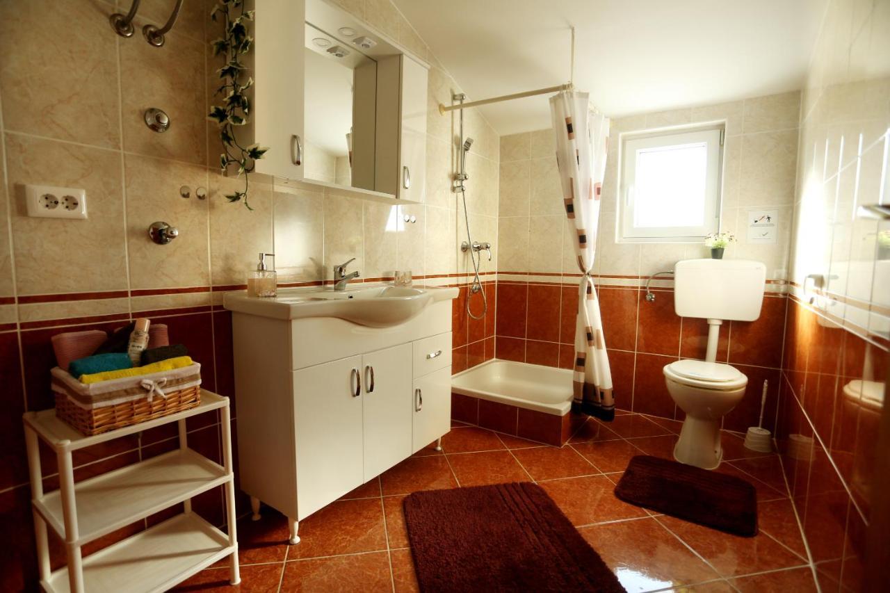 Villa Andric Trogir Buitenkant foto