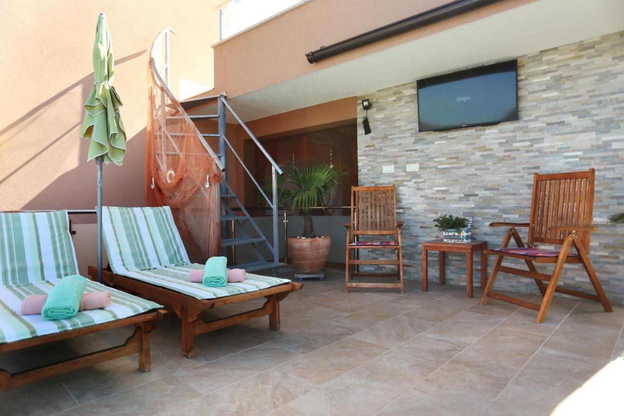 Villa Andric Trogir Buitenkant foto